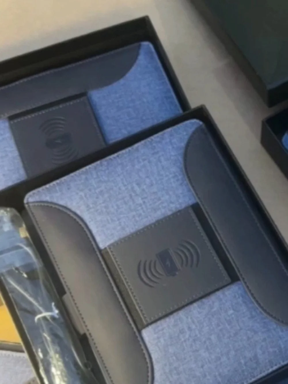NIB ImSTONE Wireless Charging Padfolio